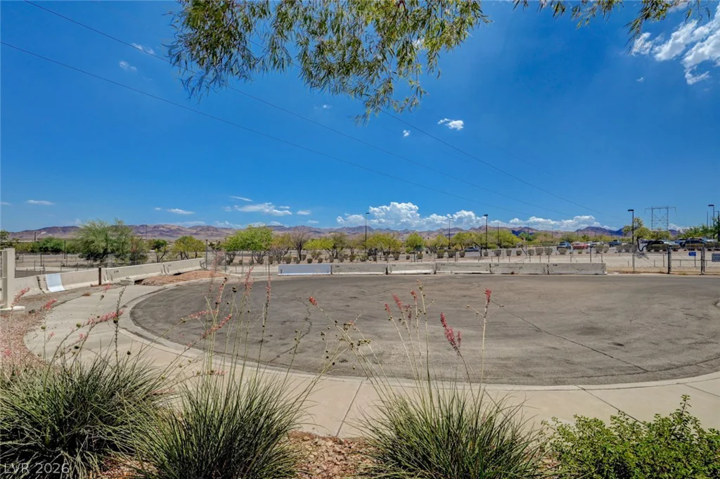 520 Arrowhead, Henderson, NV 89015