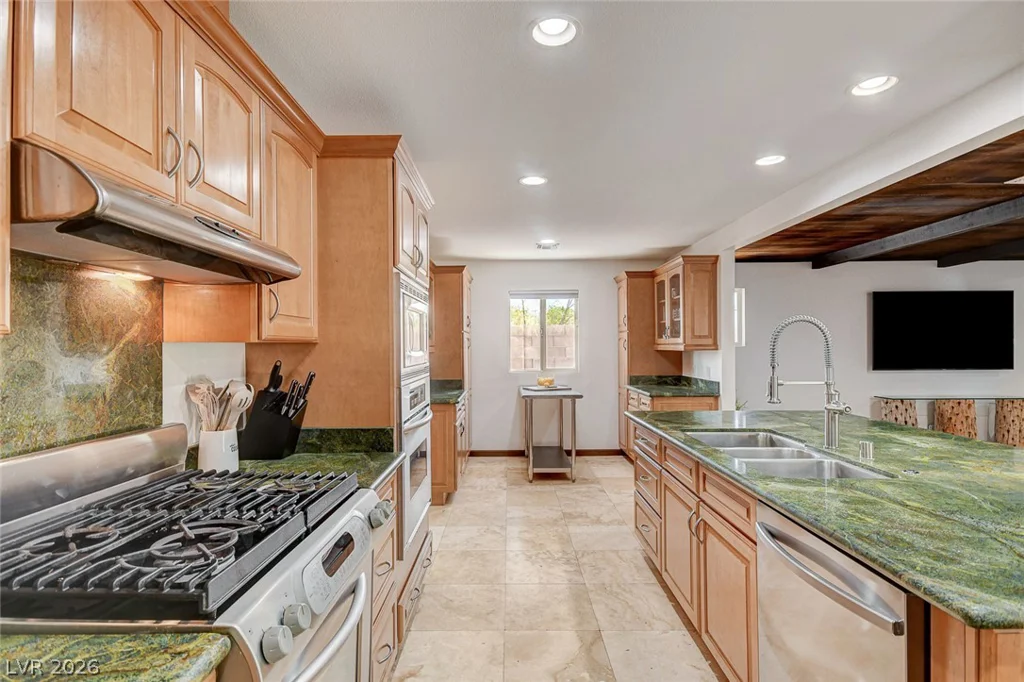 408 Lacy, Las Vegas, NV 89107