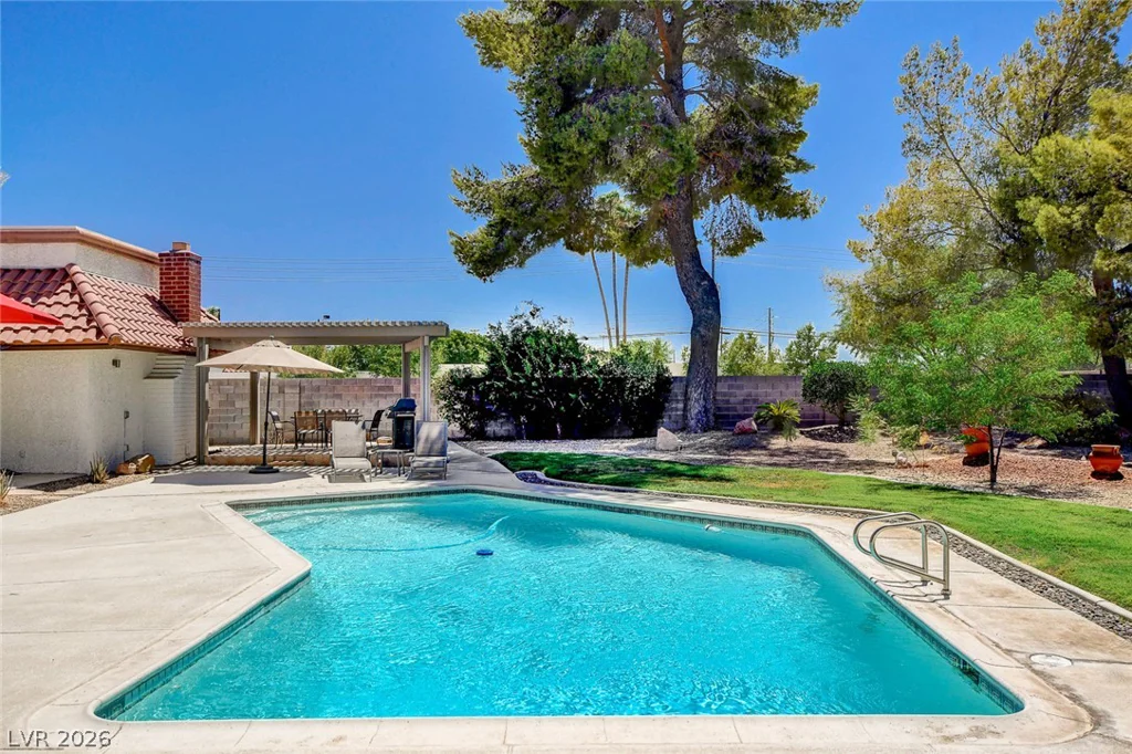 408 Lacy, Las Vegas, NV 89107