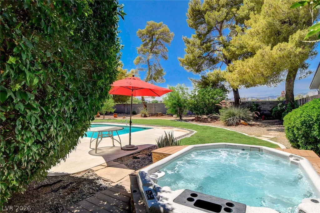 408 Lacy, Las Vegas, NV 89107