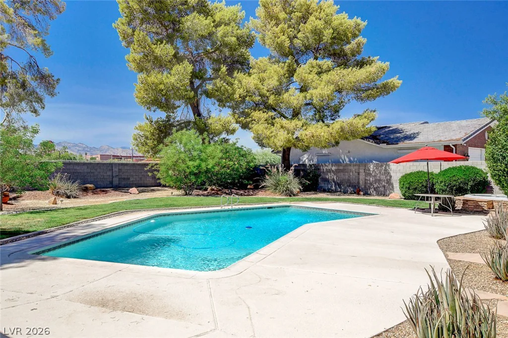 408 Lacy, Las Vegas, NV 89107