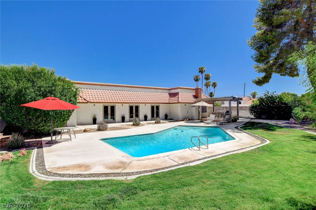 408 Lacy, Las Vegas, NV 89107