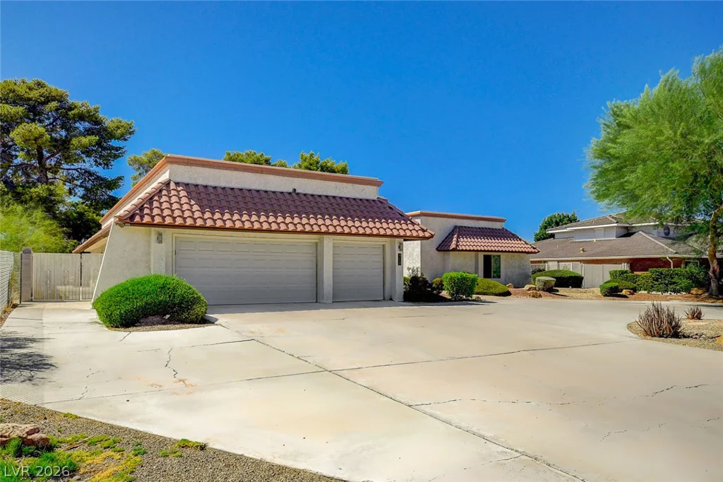 408 Lacy, Las Vegas, NV 89107