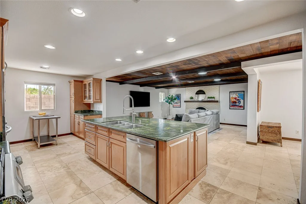 408 Lacy, Las Vegas, NV 89107