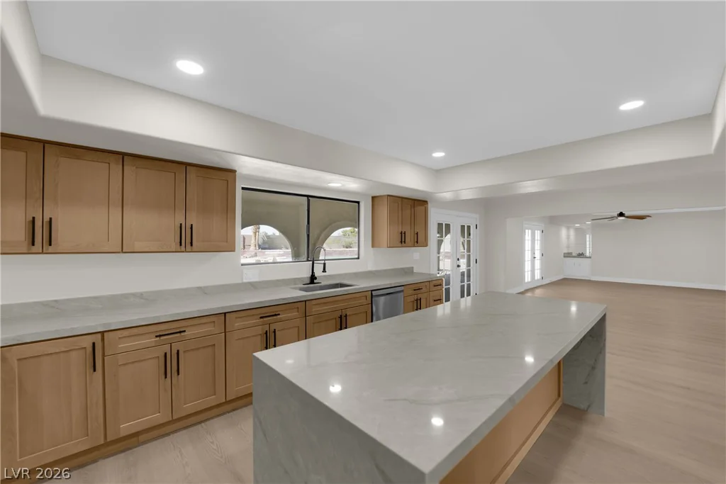 2880 Casey, Las Vegas, NV 89120