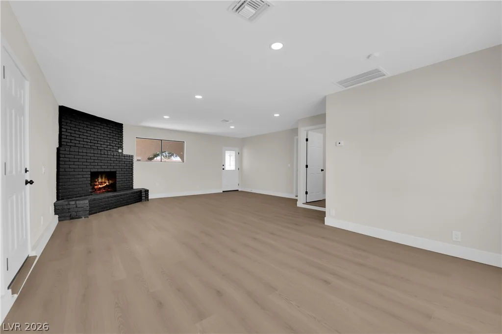 2880 Casey, Las Vegas, NV 89120