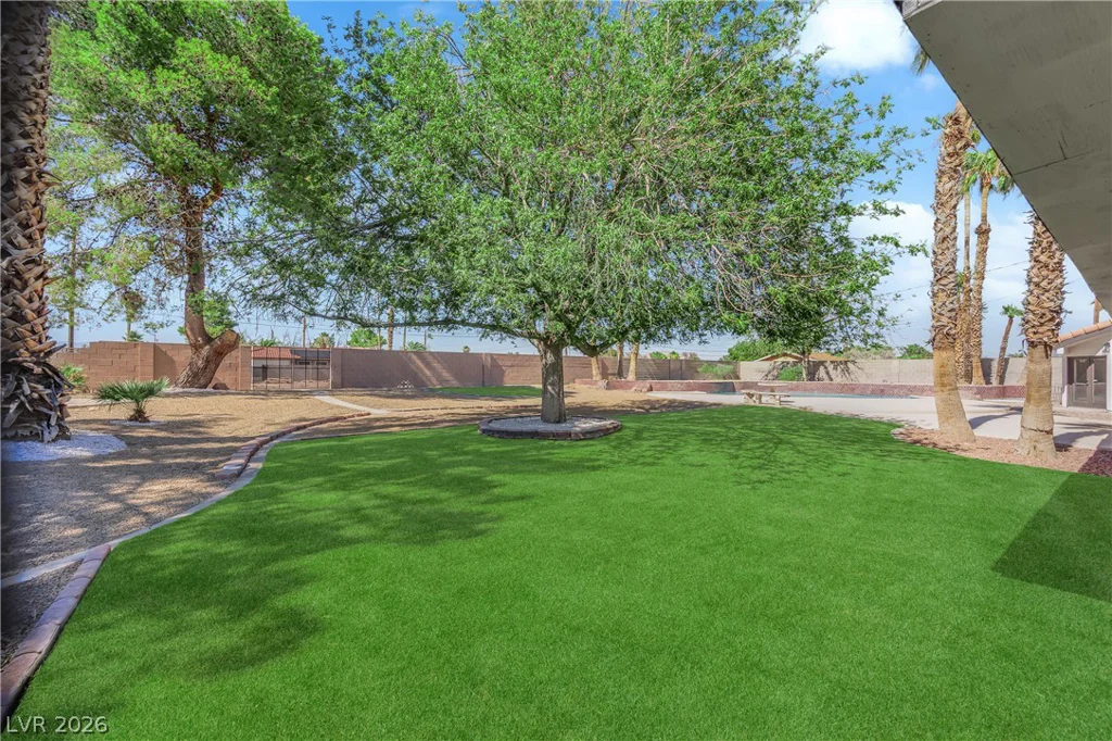 2880 Casey, Las Vegas, NV 89120