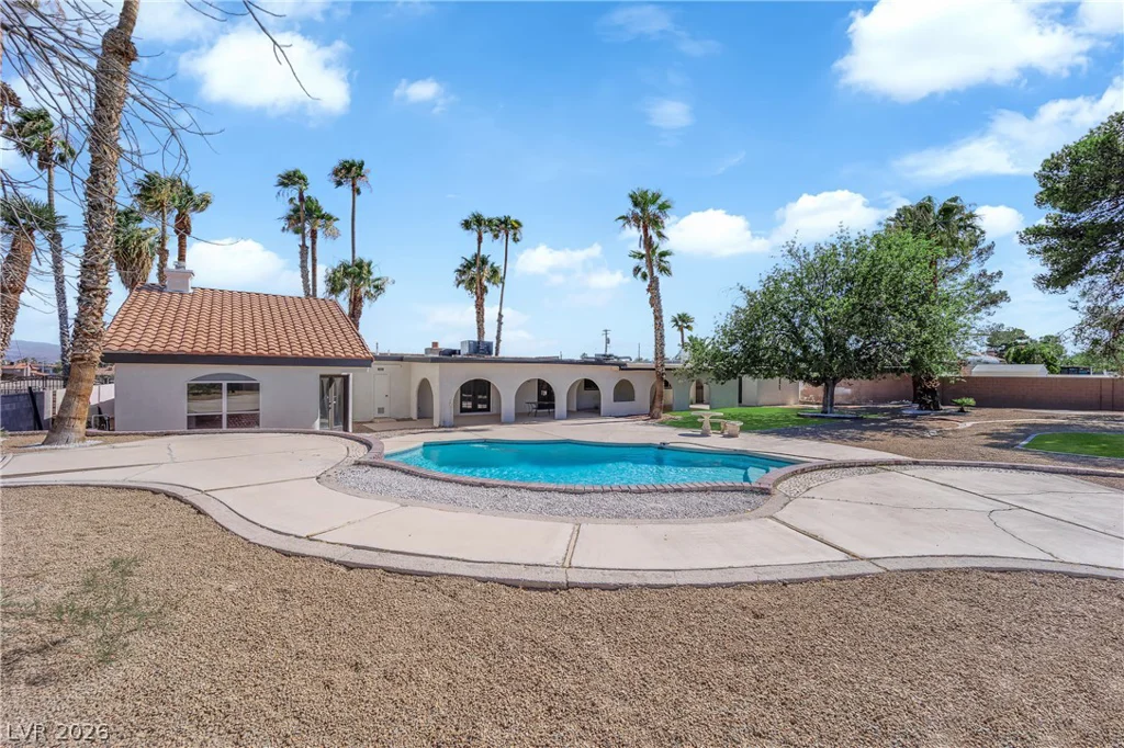 2880 Casey, Las Vegas, NV 89120
