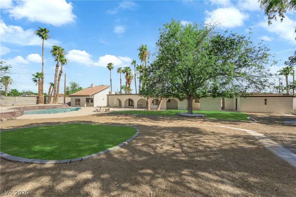 2880 Casey, Las Vegas, NV 89120