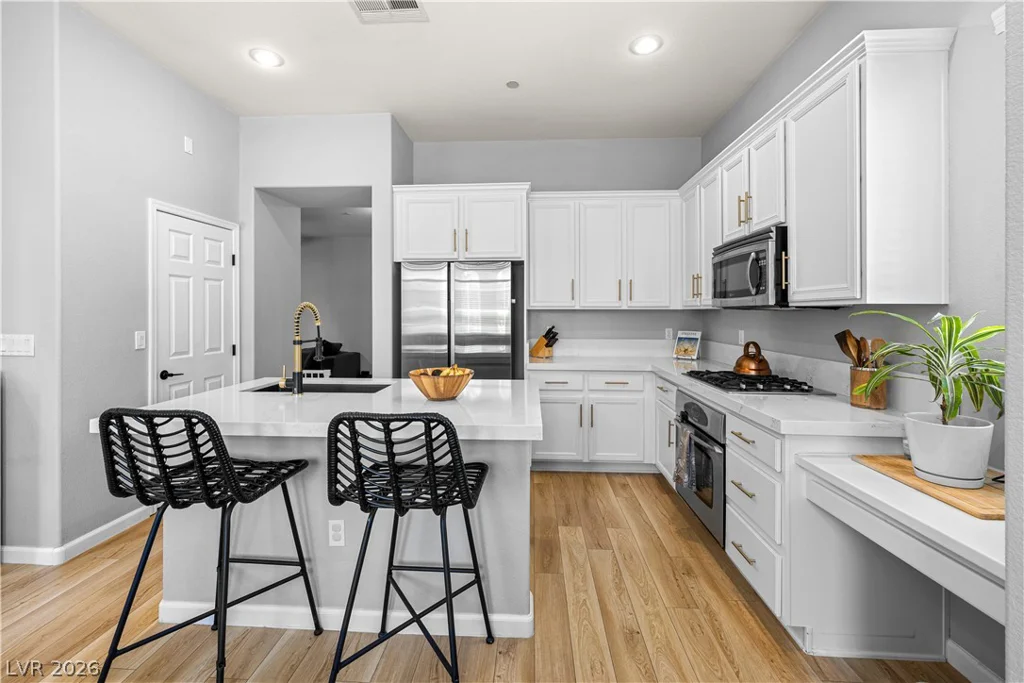 11359 Belmont Lake, Las Vegas, NV 89135