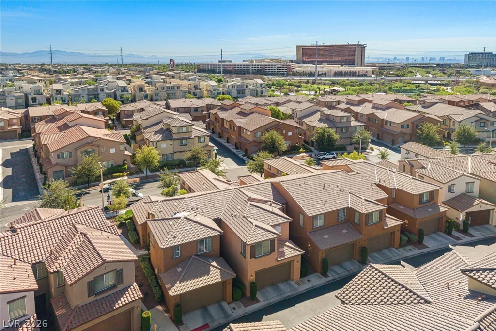11359 Belmont Lake, Las Vegas, NV 89135