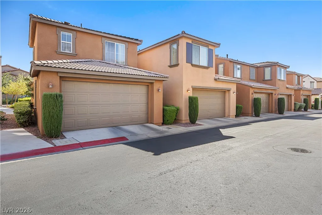 11359 Belmont Lake, Las Vegas, NV 89135