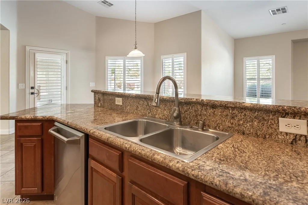 164 Glenbrook Estates, Las Vegas, NV 89183