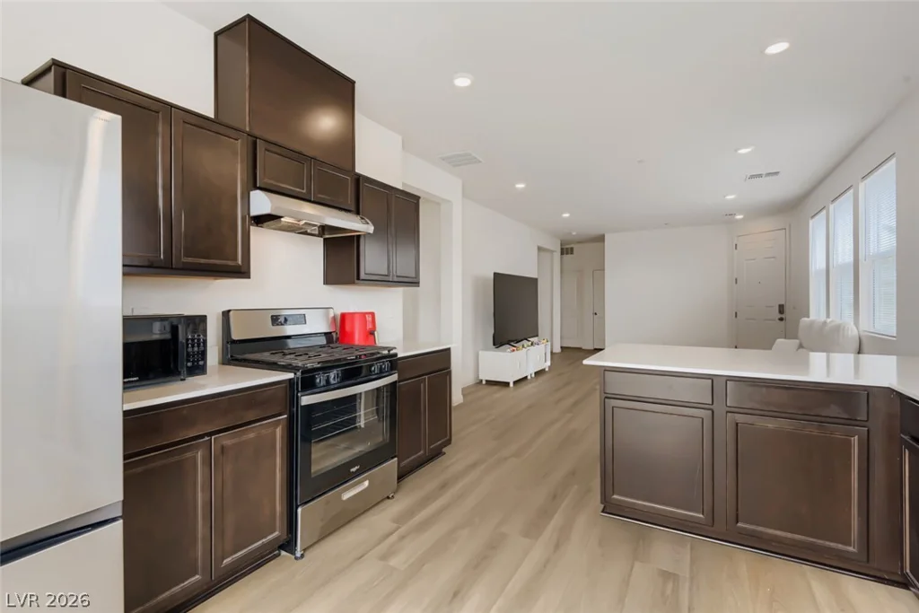 9576 Marsh Aster, Las Vegas, NV 89139