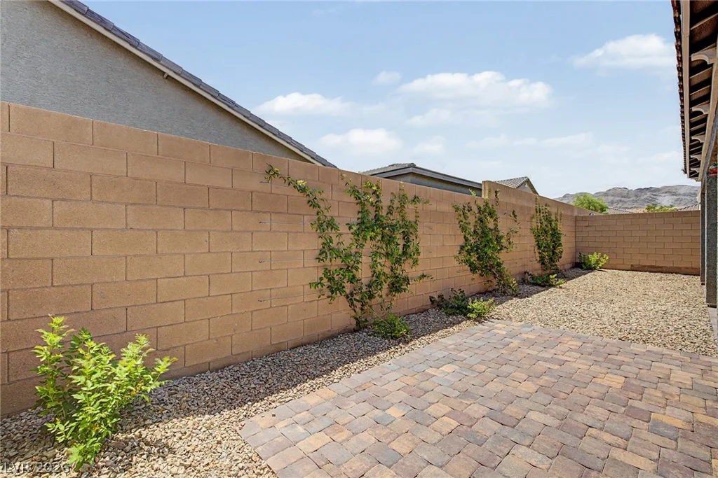 10979 Doresta, Las Vegas, NV 89166