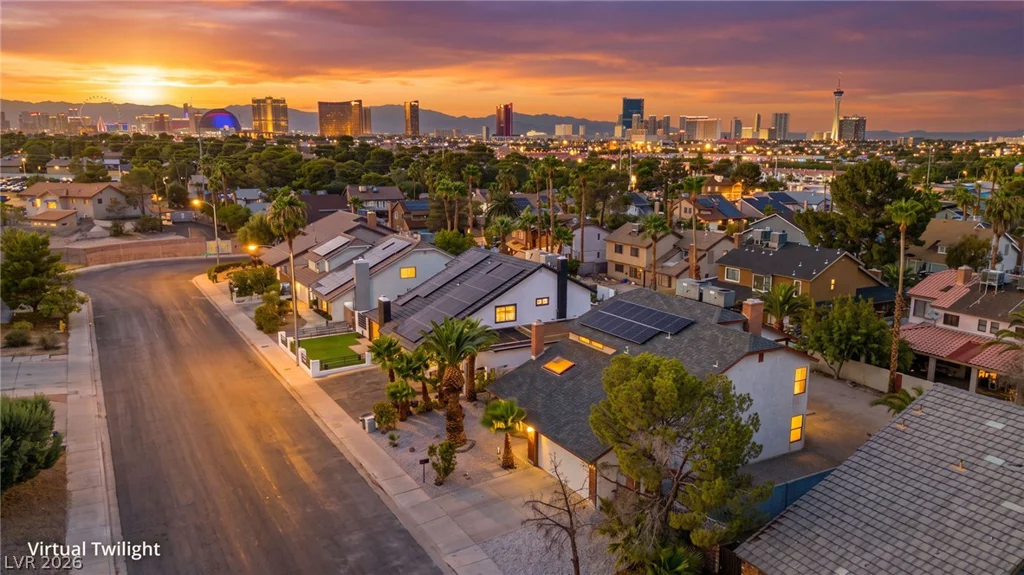 1884 Roxbury, Las Vegas, NV 89119