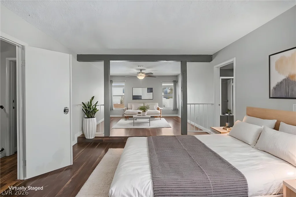 1884 Roxbury, Las Vegas, NV 89119