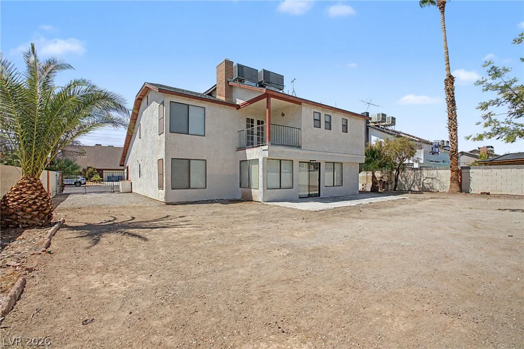 1884 Roxbury, Las Vegas, NV 89119