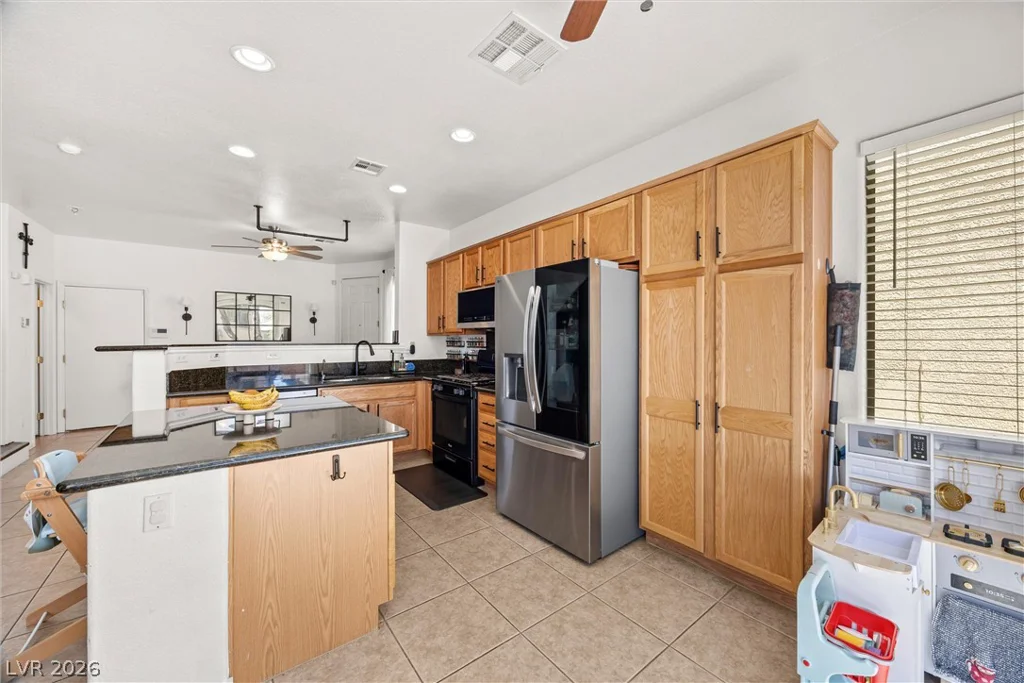 6476 Raven Hall, North Las Vegas, NV 89084