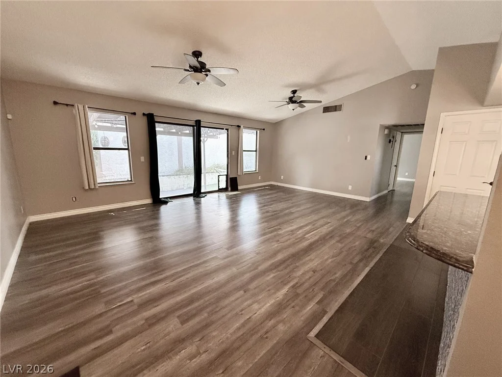 8404 Mulcahy, Las Vegas, NV 89145