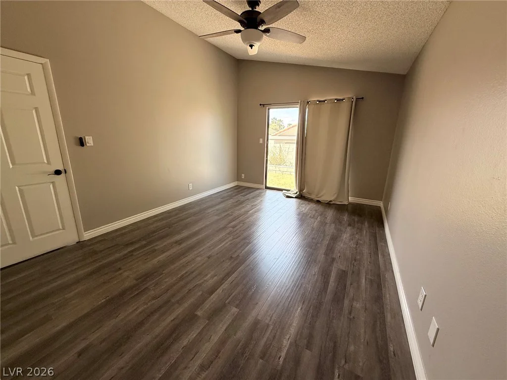 8404 Mulcahy, Las Vegas, NV 89145