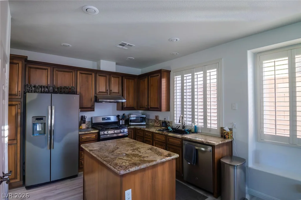 340 Summer Palace, Las Vegas, NV 89144