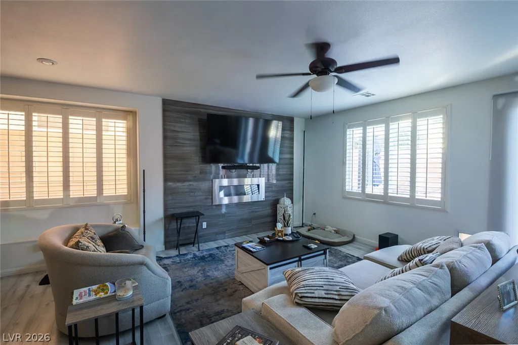 340 Summer Palace, Las Vegas, NV 89144