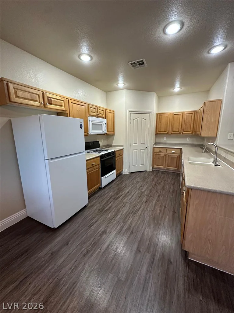 9490 Marshall Creek, Las Vegas, NV 89178
