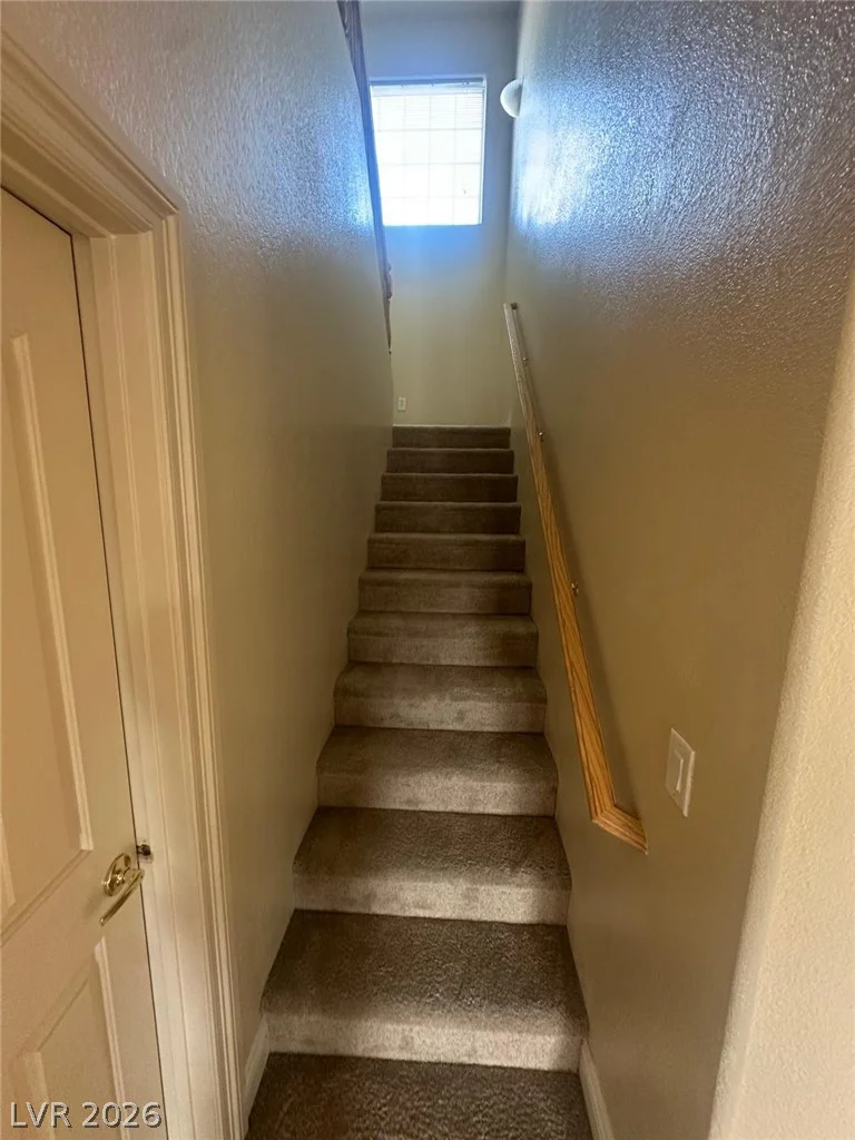 9490 Marshall Creek, Las Vegas, NV 89178
