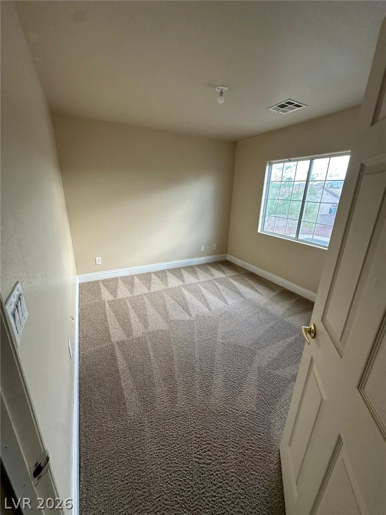 9490 Marshall Creek, Las Vegas, NV 89178