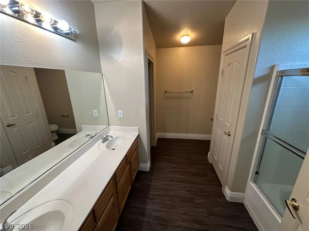 9490 Marshall Creek, Las Vegas, NV 89178