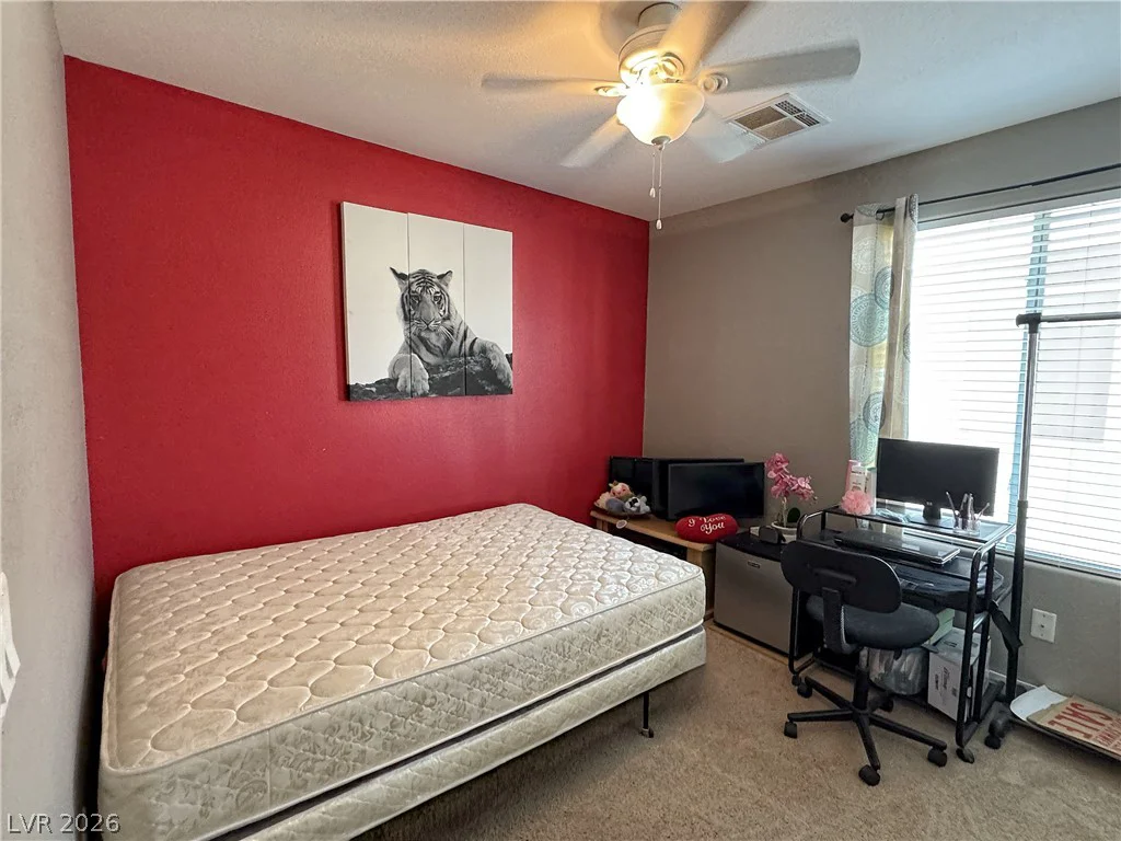 6041 Glenborough, Las Vegas, NV 89115