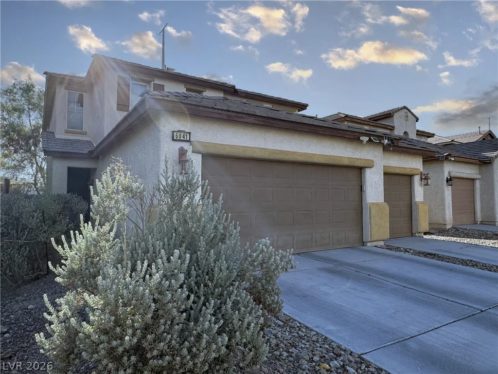 6041 Glenborough, Las Vegas, NV 89115