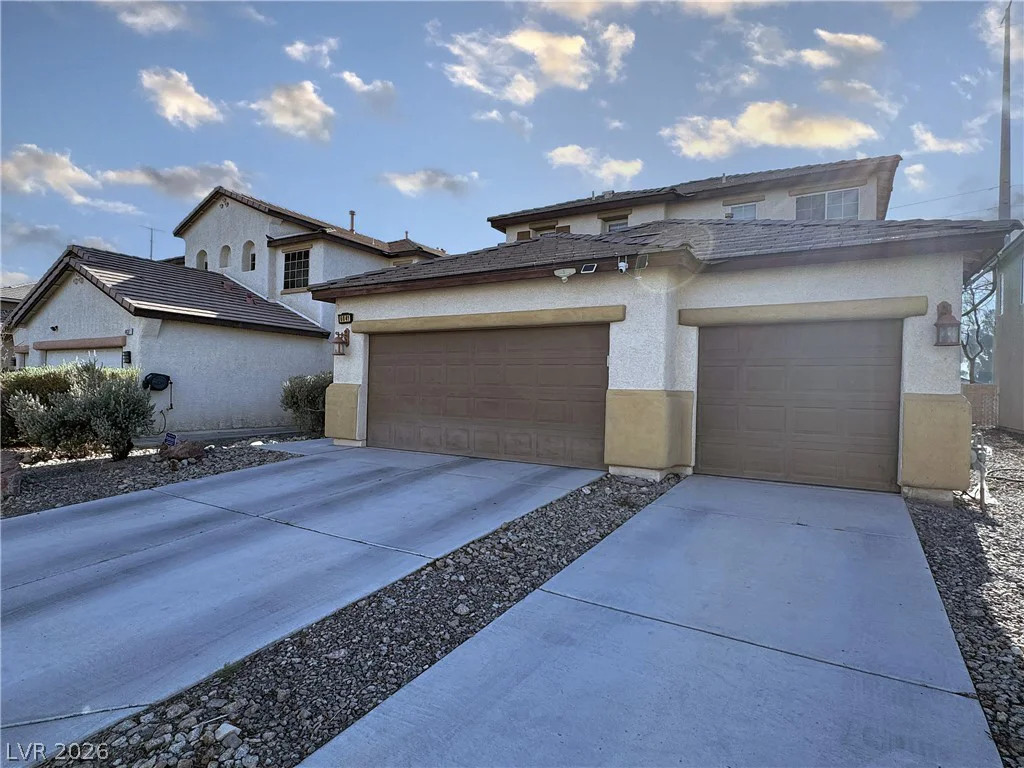6041 Glenborough, Las Vegas, NV 89115