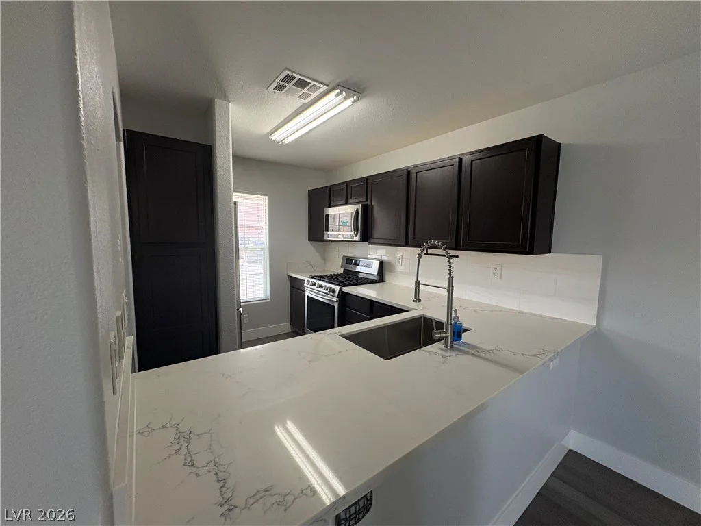 7486 Vernal, Las Vegas, NV 89139