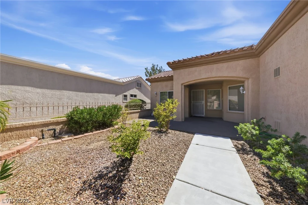 2406 Spring Water, Las Vegas, NV 89134