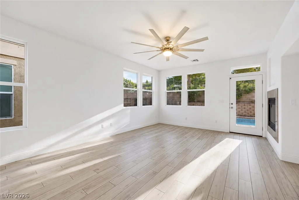 9225 Yellowshale, Las Vegas, NV 89143