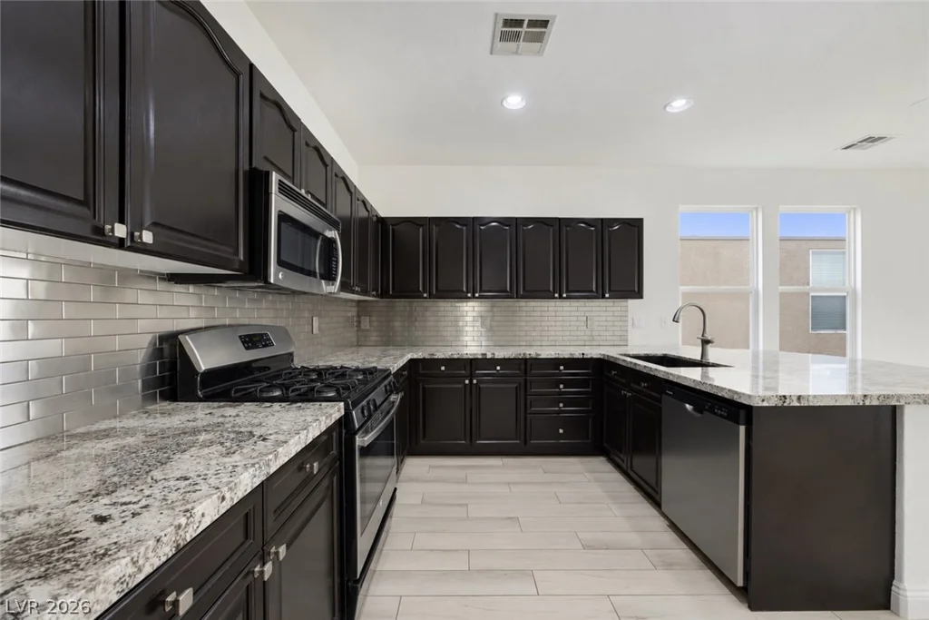 9225 Yellowshale, Las Vegas, NV 89143
