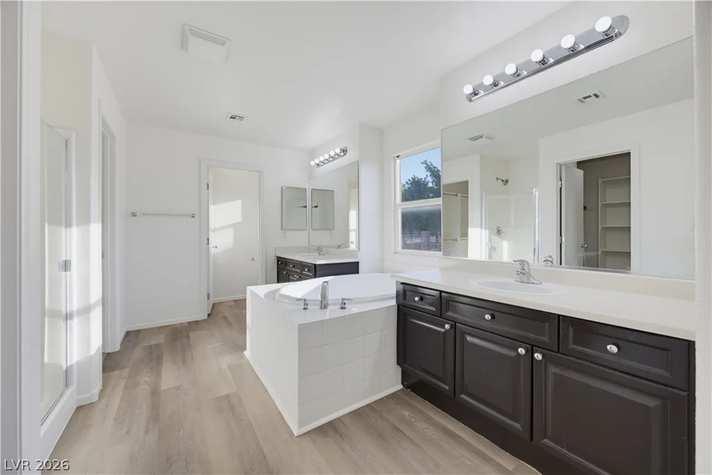 9225 Yellowshale, Las Vegas, NV 89143