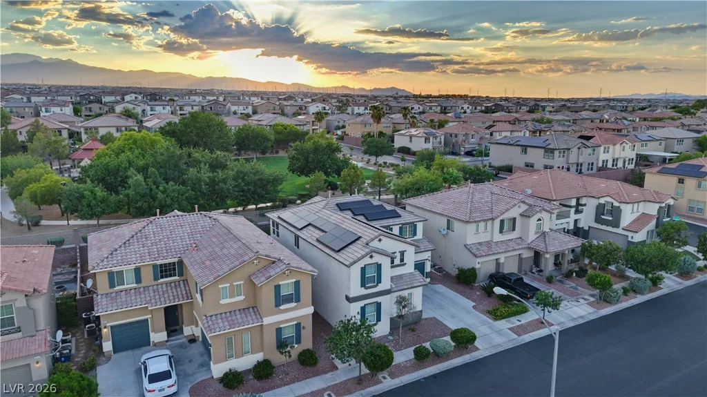9225 Yellowshale, Las Vegas, NV 89143