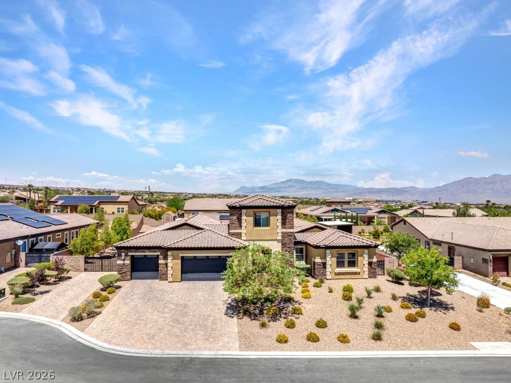 10360 Mystic Ledge, Las Vegas, NV 89149
