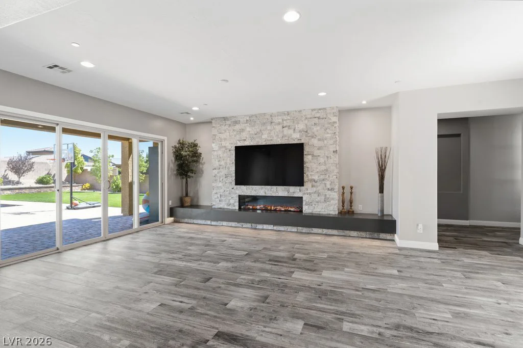 10360 Mystic Ledge, Las Vegas, NV 89149