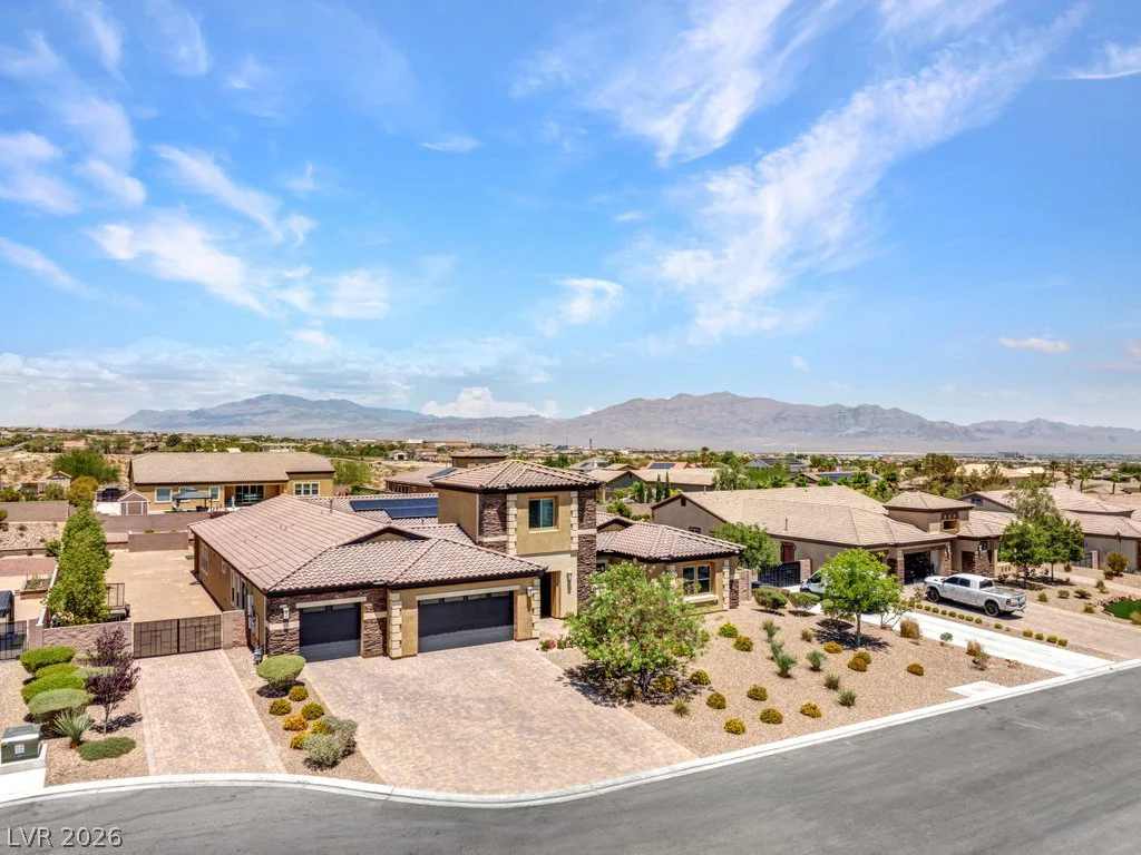 10360 Mystic Ledge, Las Vegas, NV 89149