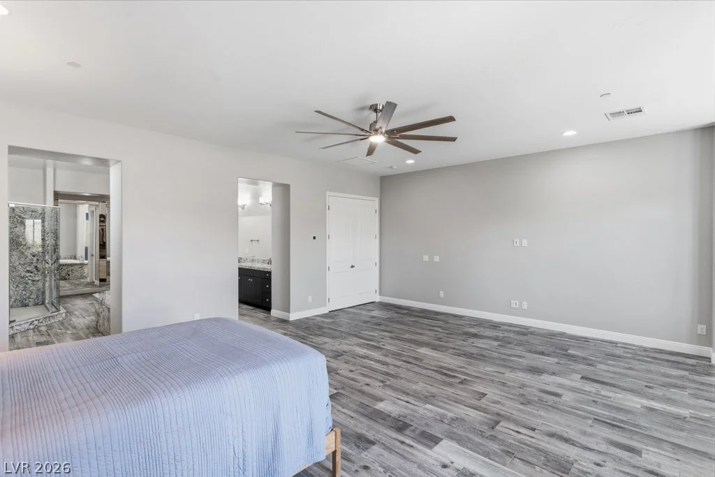 10360 Mystic Ledge, Las Vegas, NV 89149