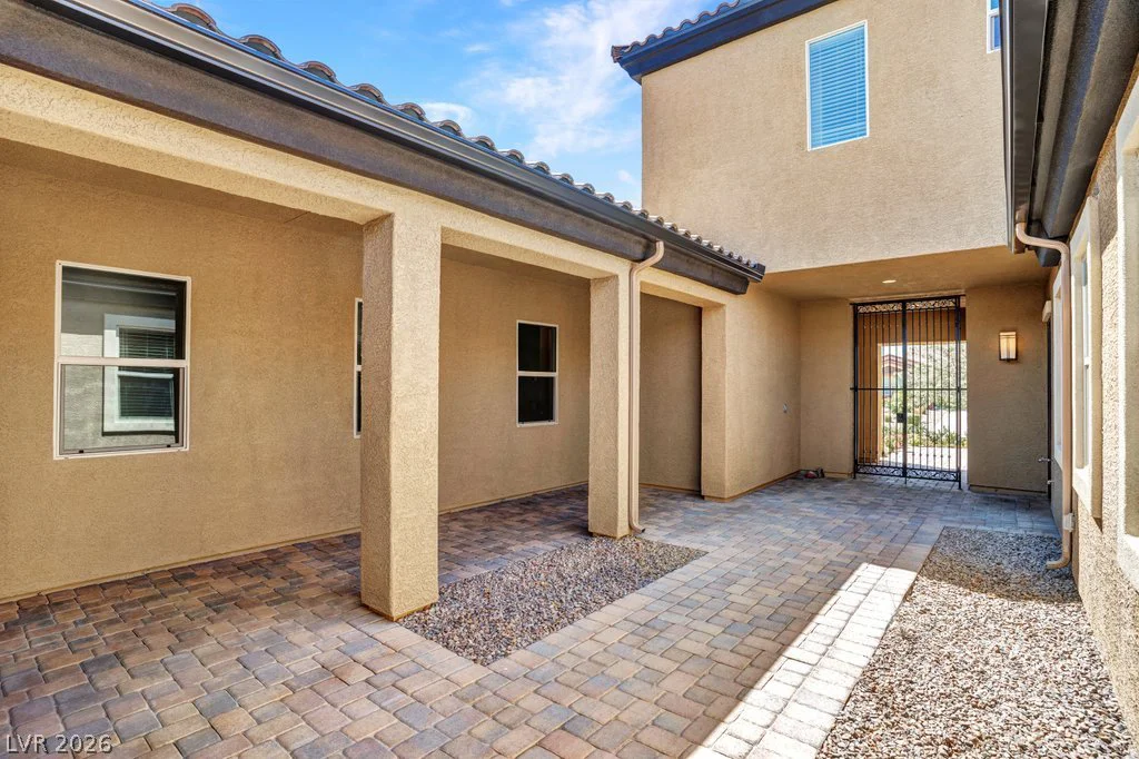 10360 Mystic Ledge, Las Vegas, NV 89149