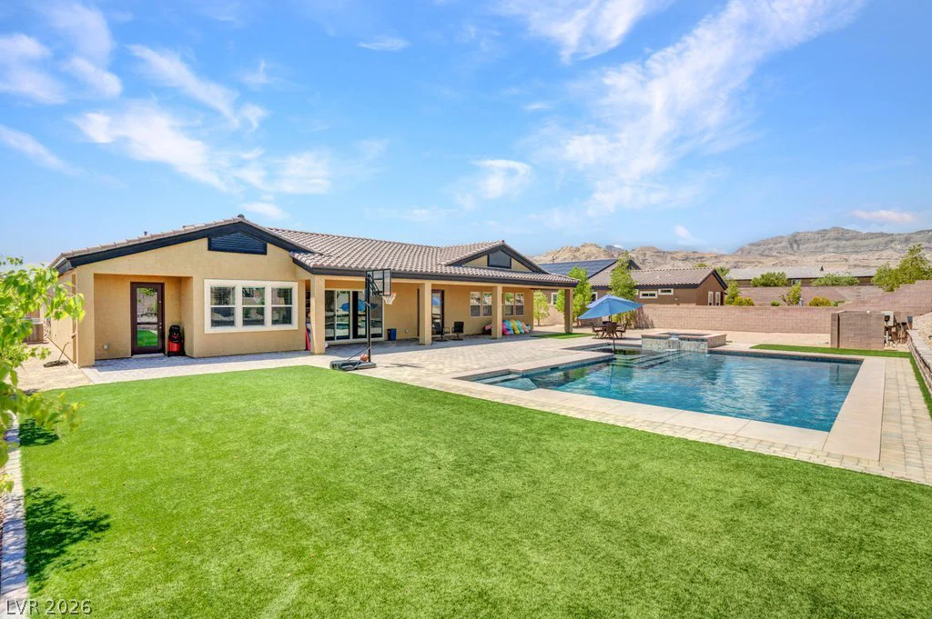 10360 Mystic Ledge, Las Vegas, NV 89149