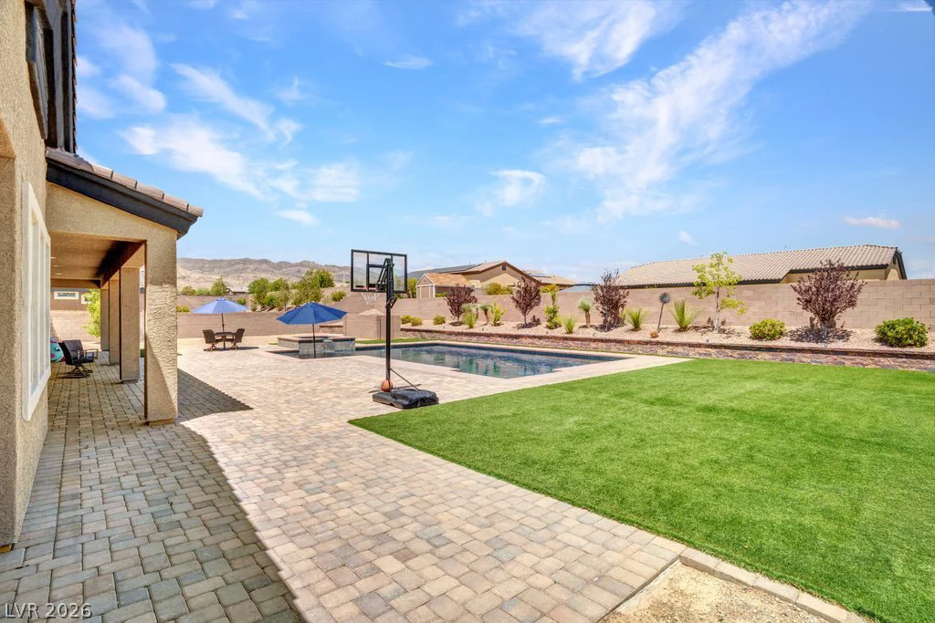 10360 Mystic Ledge, Las Vegas, NV 89149