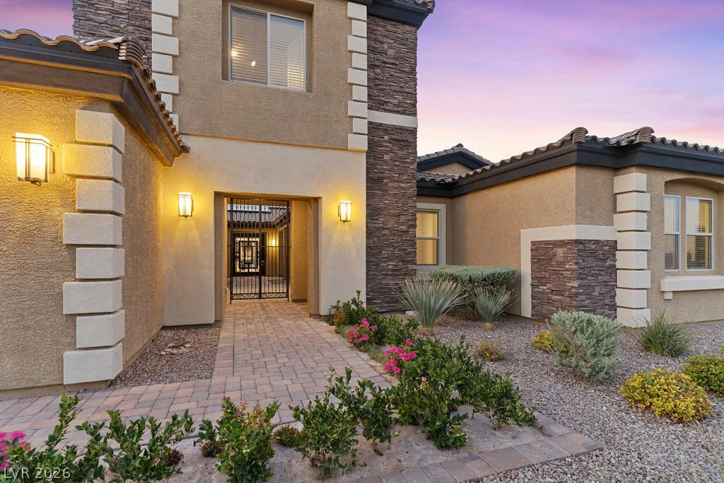 10360 Mystic Ledge, Las Vegas, NV 89149