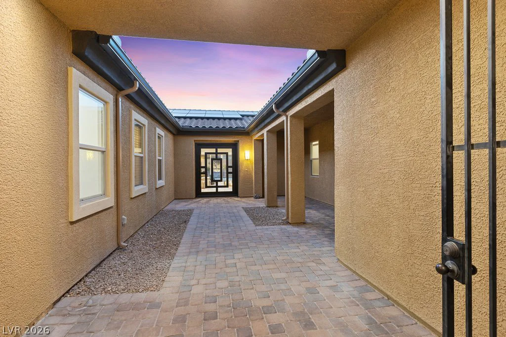 10360 Mystic Ledge, Las Vegas, NV 89149