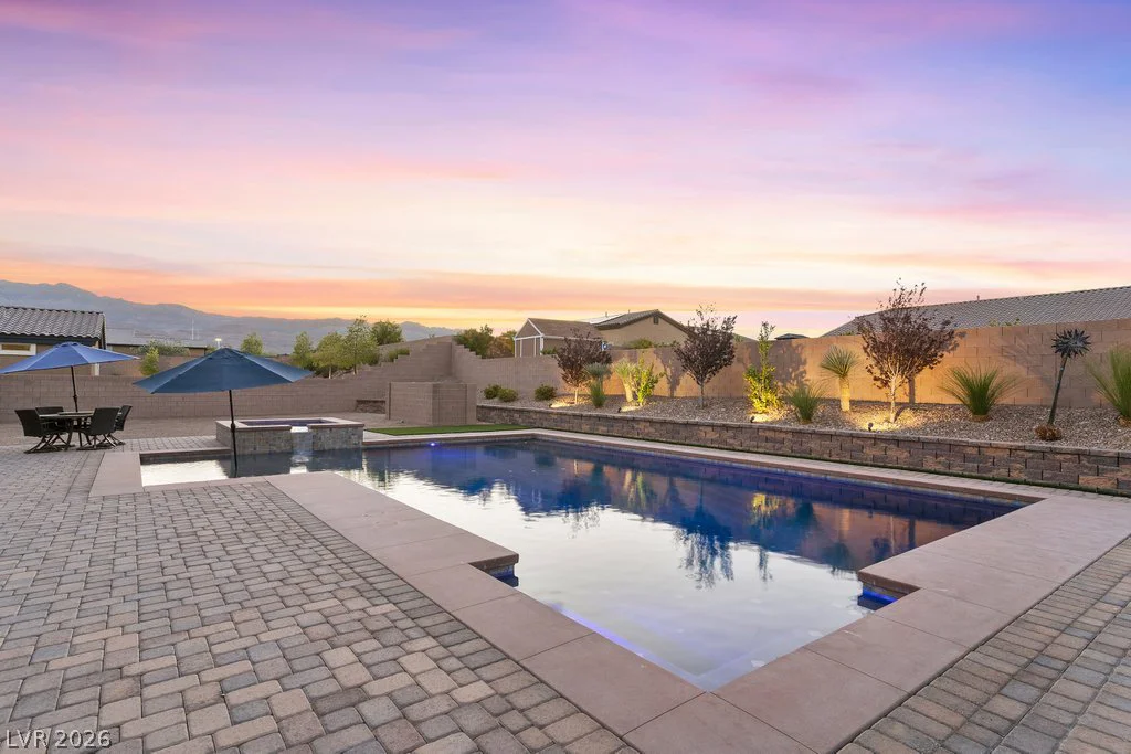 10360 Mystic Ledge, Las Vegas, NV 89149